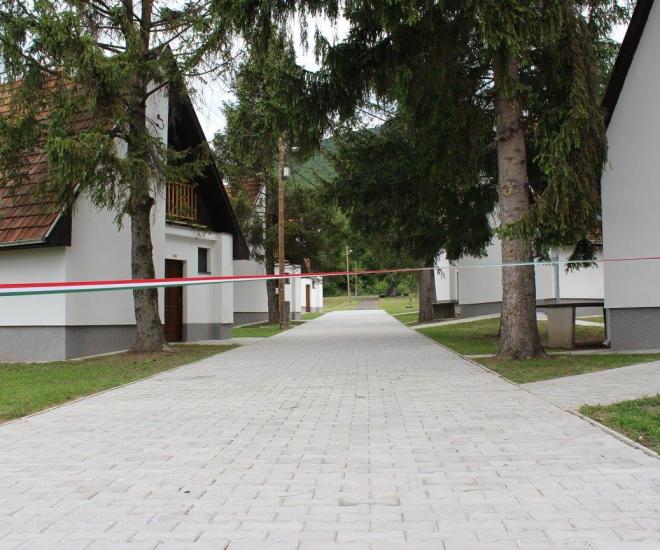 Apartmanháza átadása - 2017